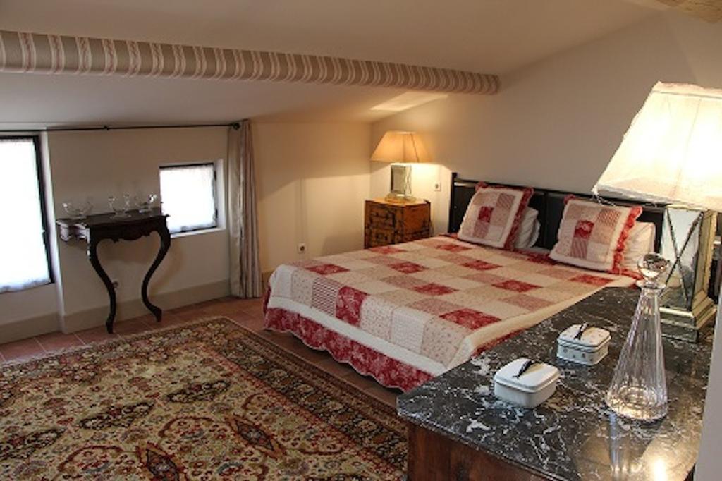 Uzès La Petite Hostellerie المظهر الخارجي الصورة